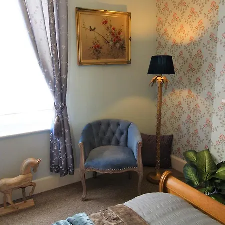 Bohemian House Уитби